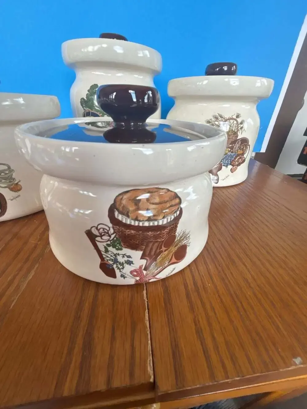 Set of 4 Vintage Wendy Wheeler Illustrated Ceramic Food Canisters Jars